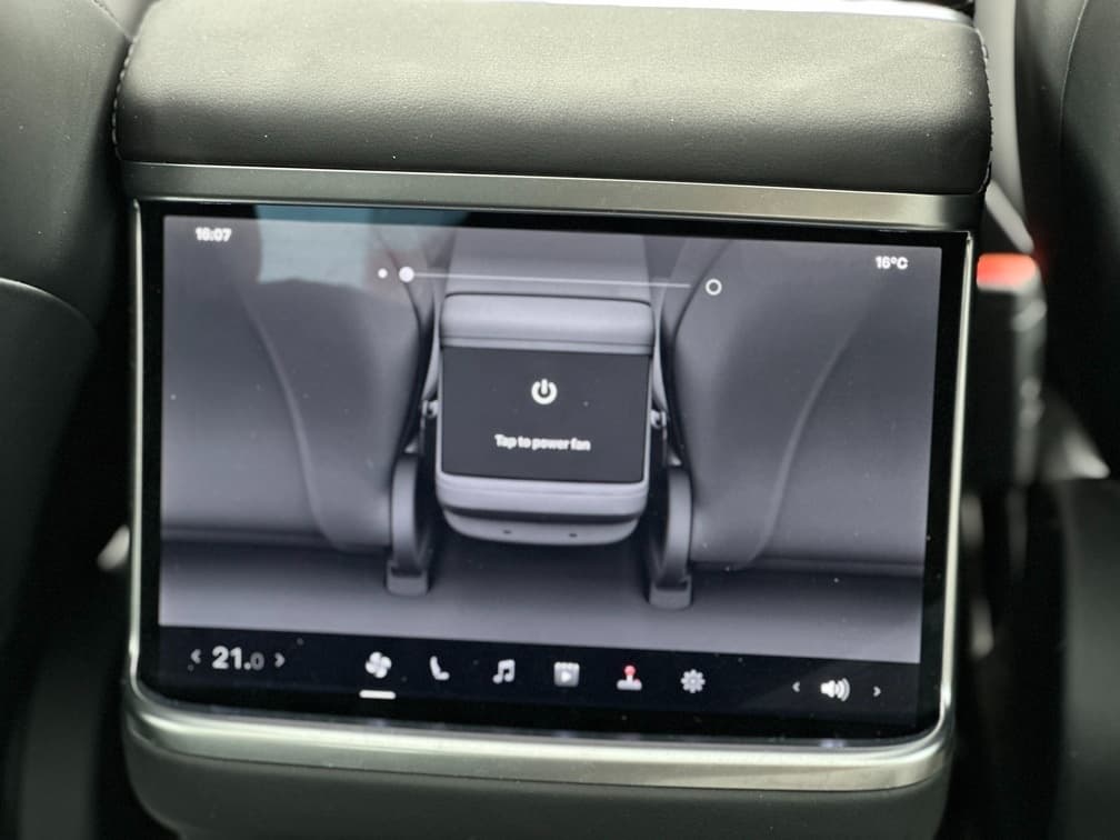 2024 Tesla MODEL S - 11