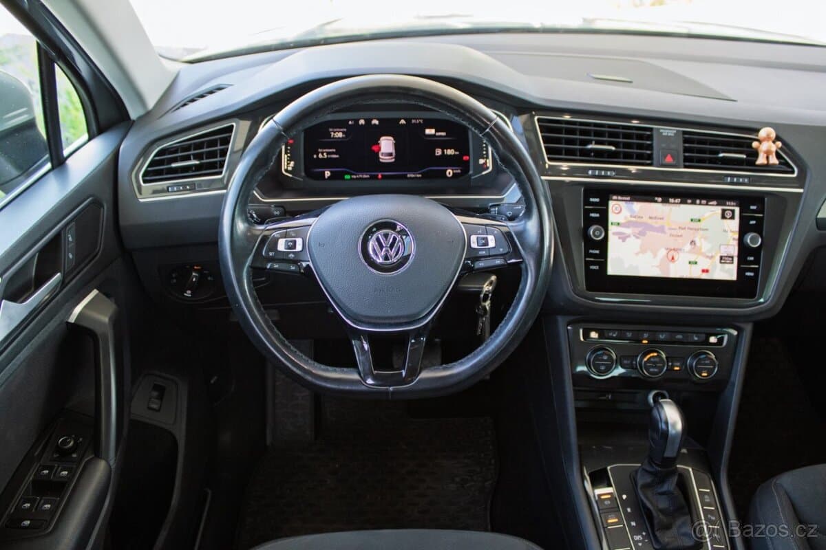 2020 Volkswagen TIGUAN - 11