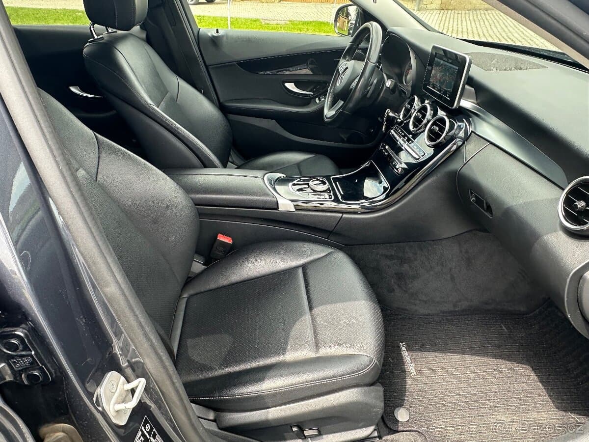 2016 Mercedes-Benz C-CLASS - 11