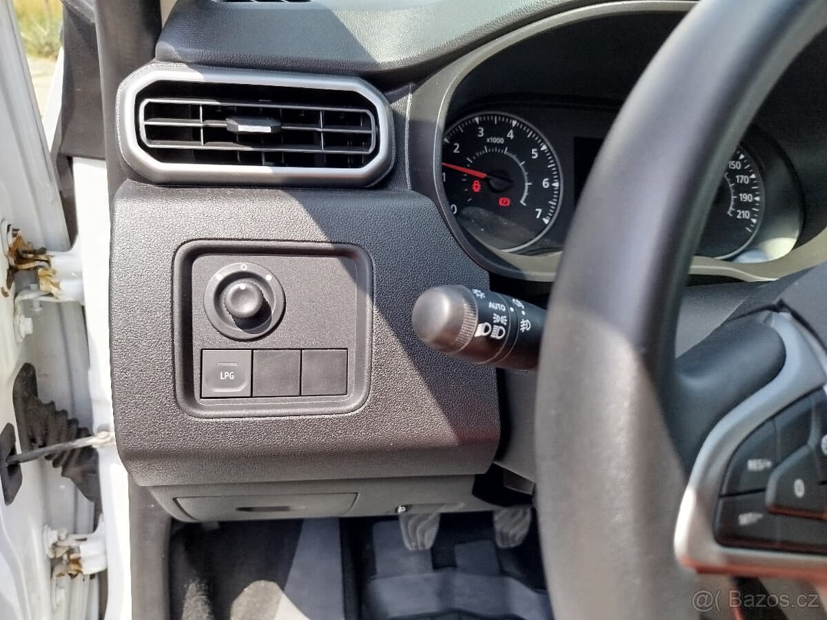 2024 Dacia DUSTER - 11