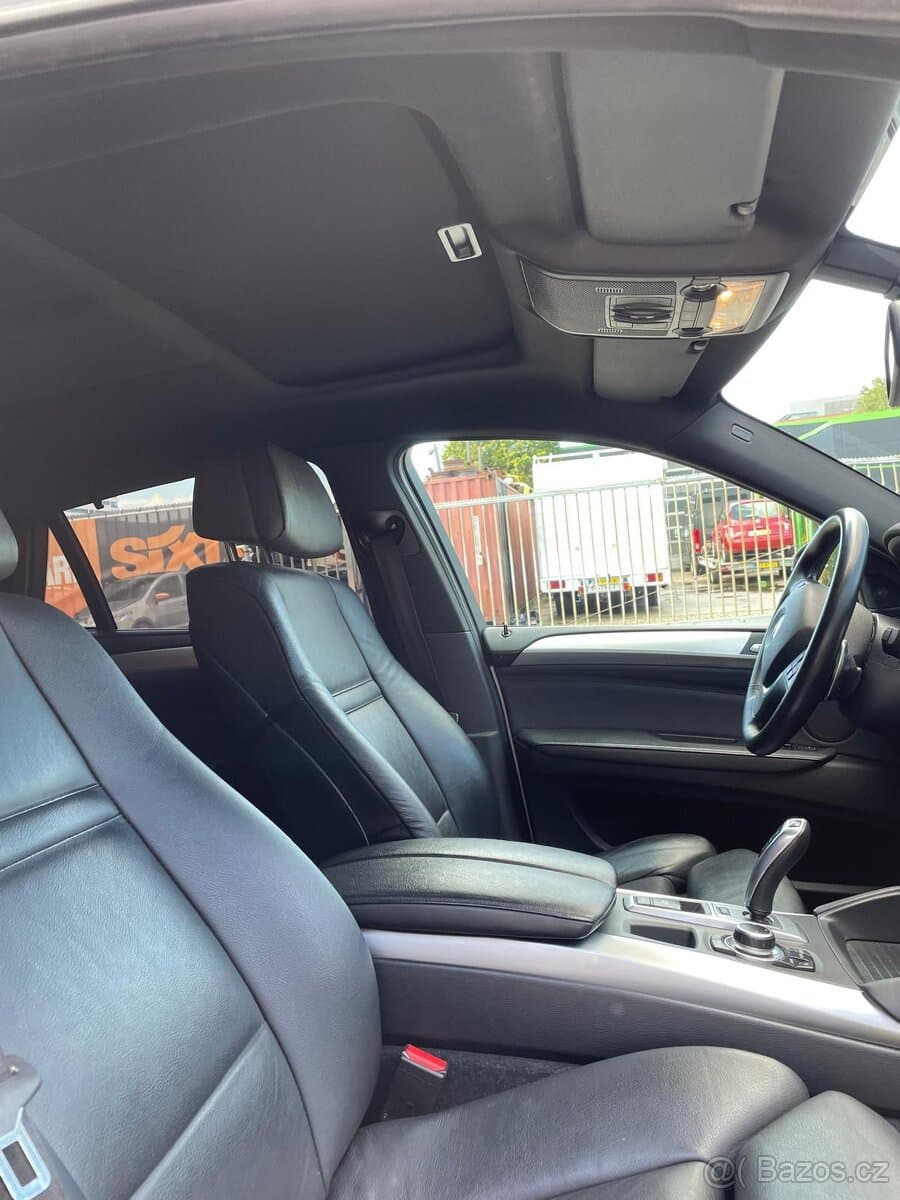 BMW X6 - 11