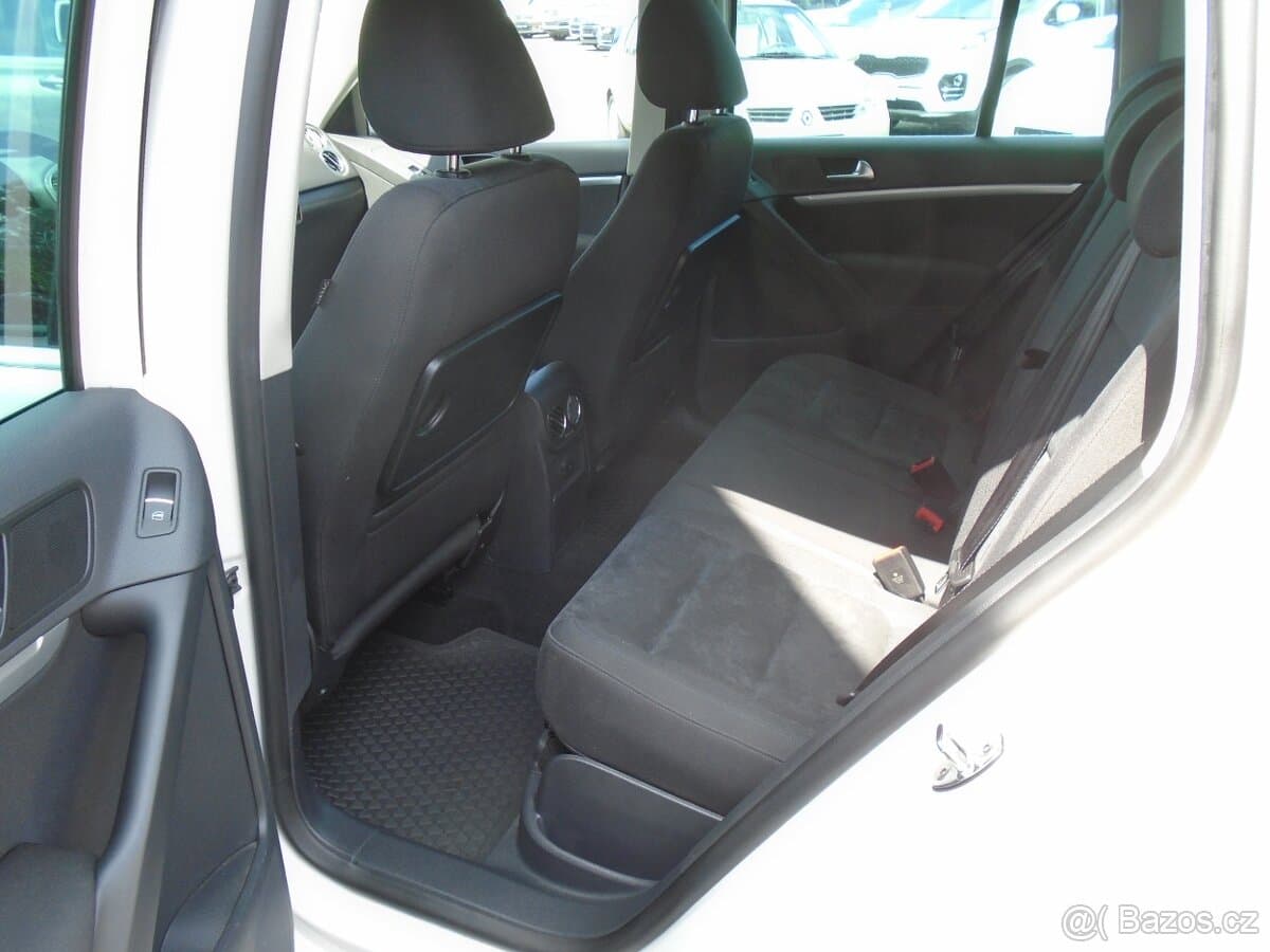 2013 Volkswagen TIGUAN - 11