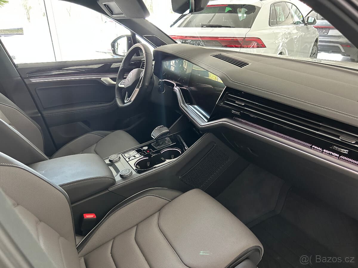 Volkswagen TOUAREG - 11