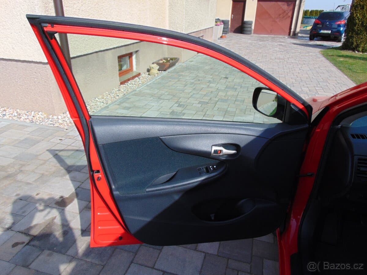 2009 Toyota COROLLA - 11
