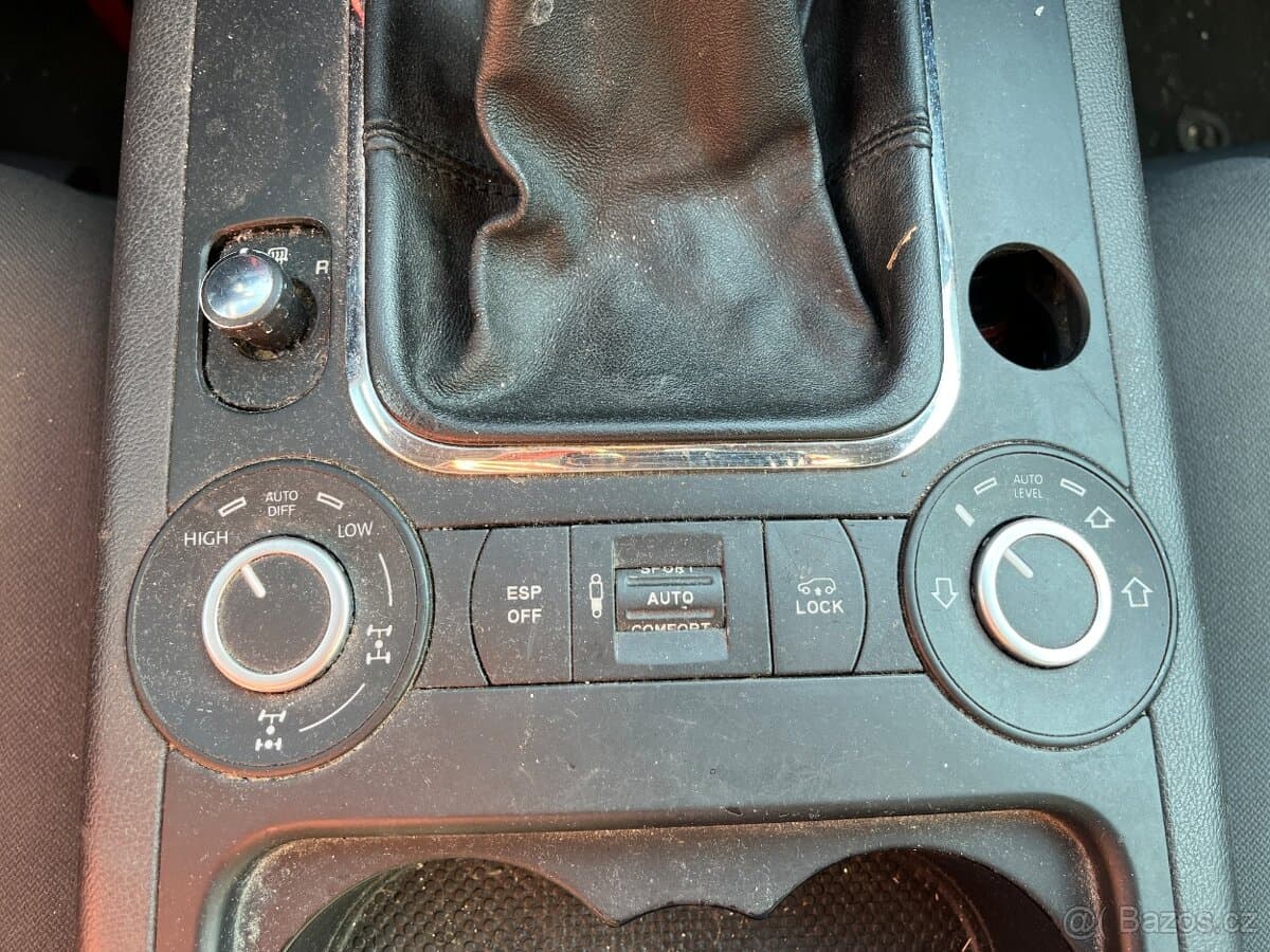 2004 Volkswagen TOUAREG - 11