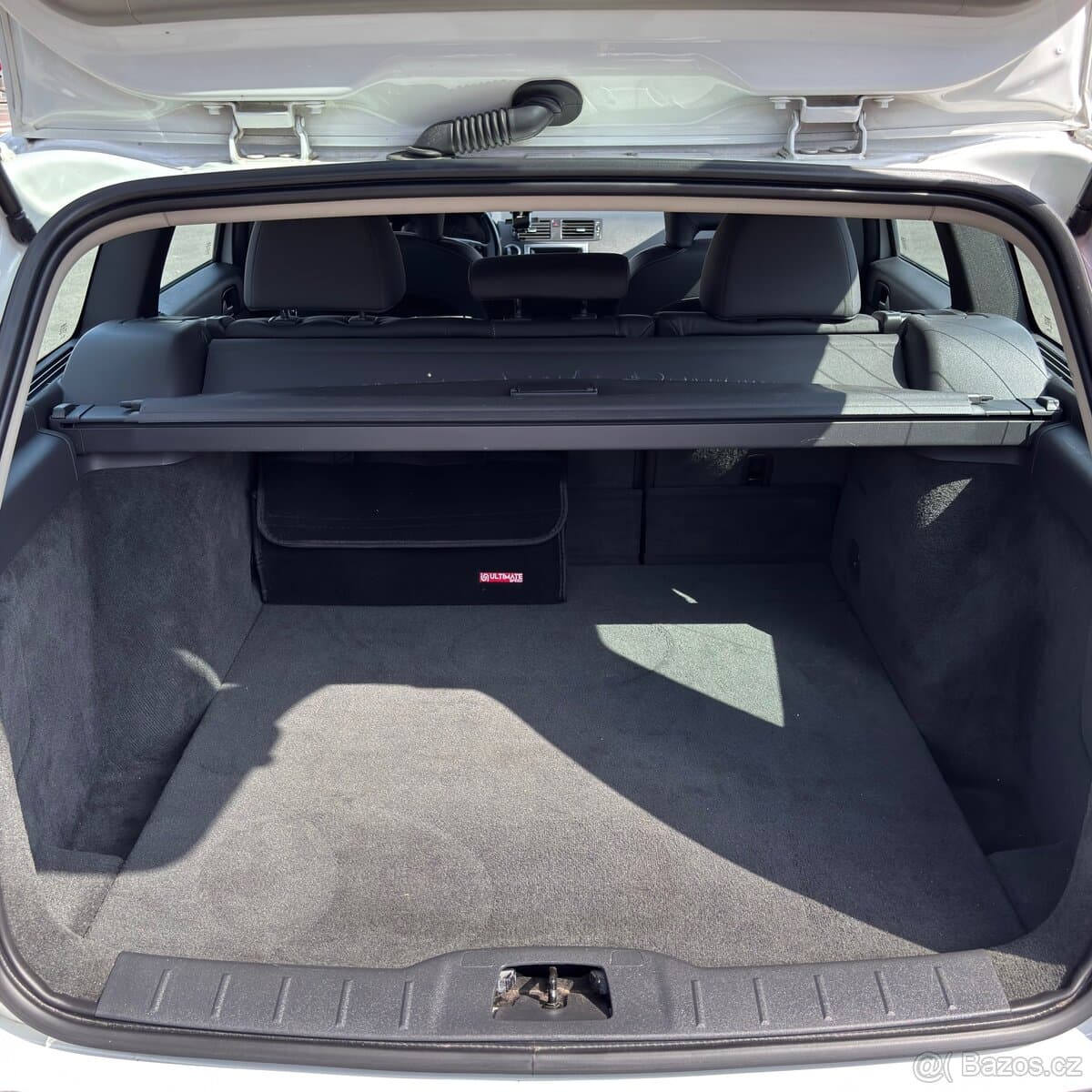 2012 Volvo V50 - 11