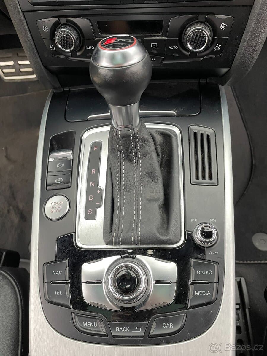 2010 Audi A4 - 11