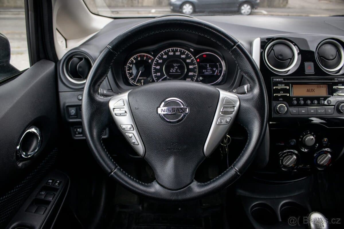 2015 Nissan NOTE - 11