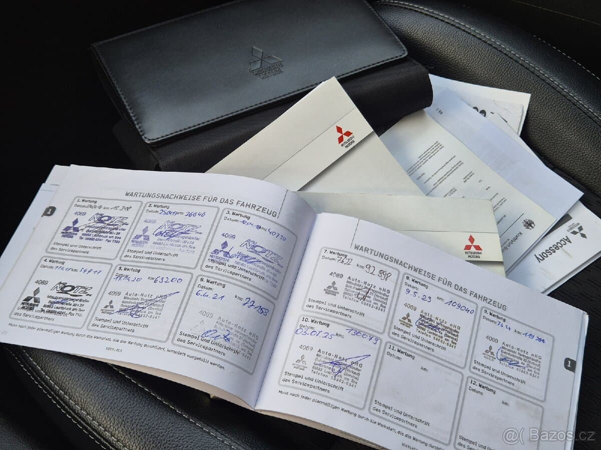 2015 Mitsubishi OUTLANDER - 11