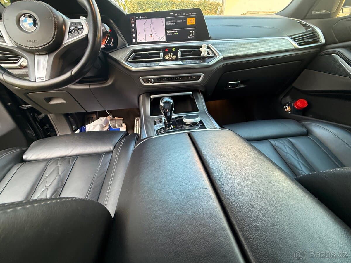 2020 BMW X5 - 11