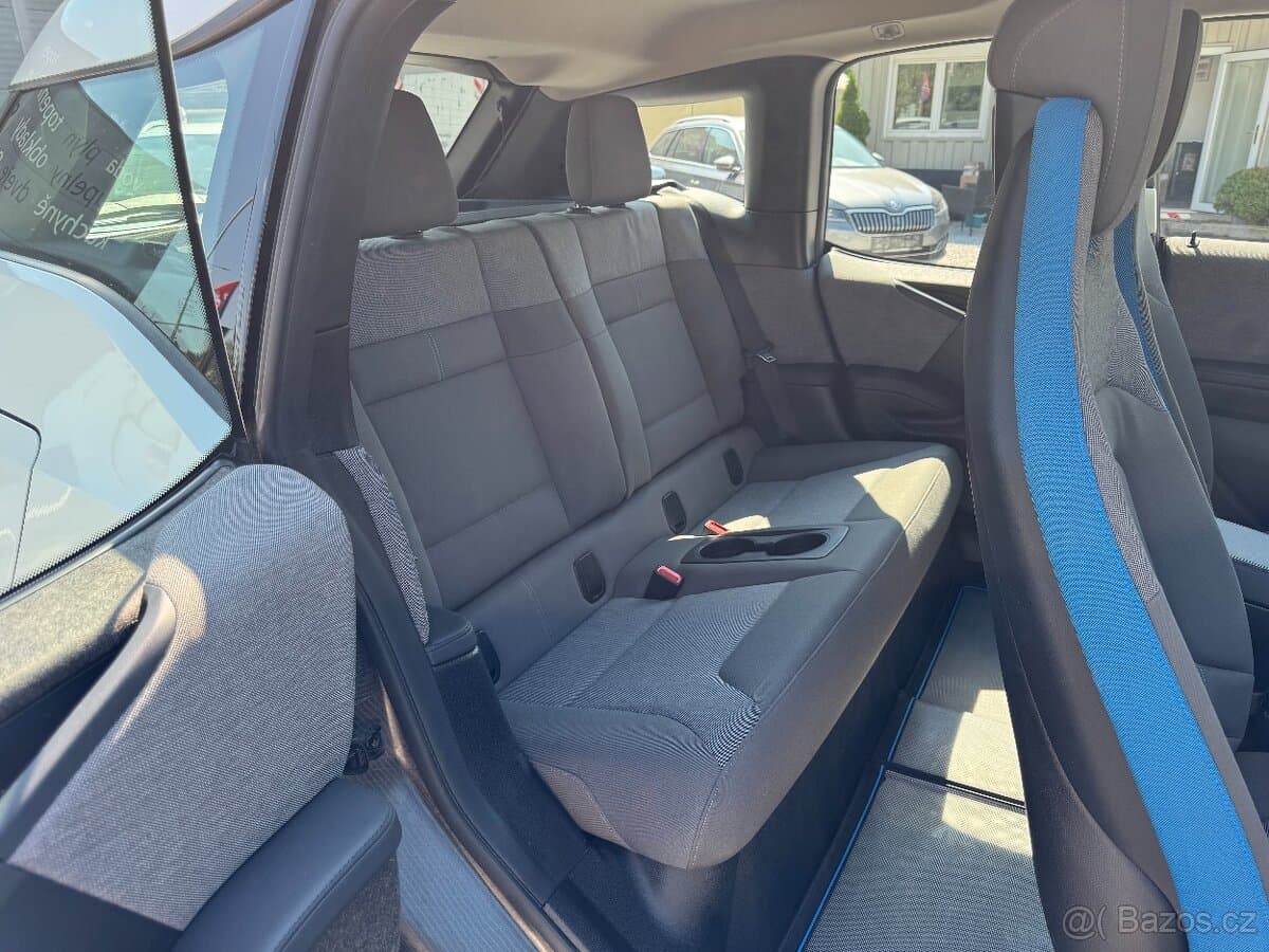 2014 BMW i3 - 11