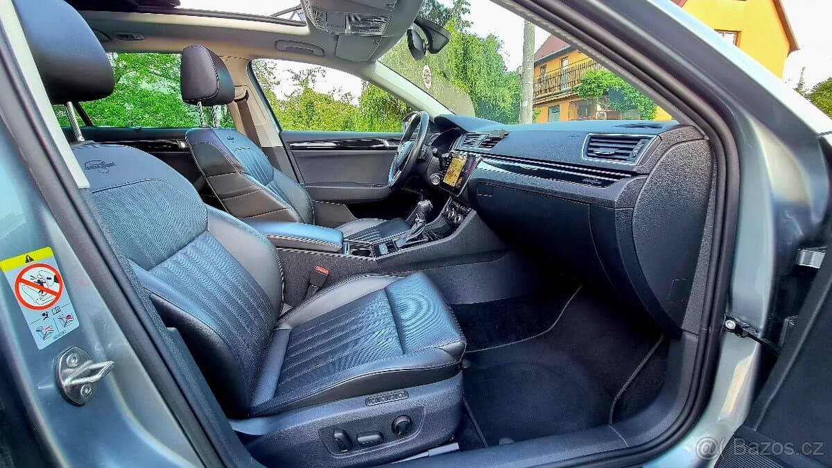 2018 Škoda SUPERB - 11