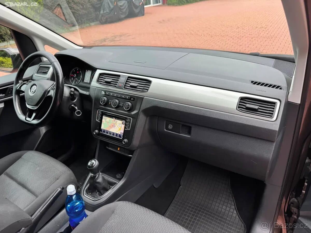 2015 Volkswagen CADDY - 11