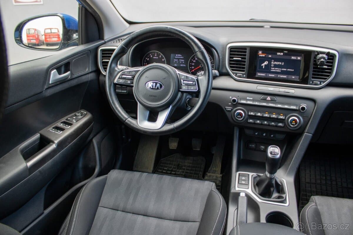 2020 Kia SPORTAGE - 11