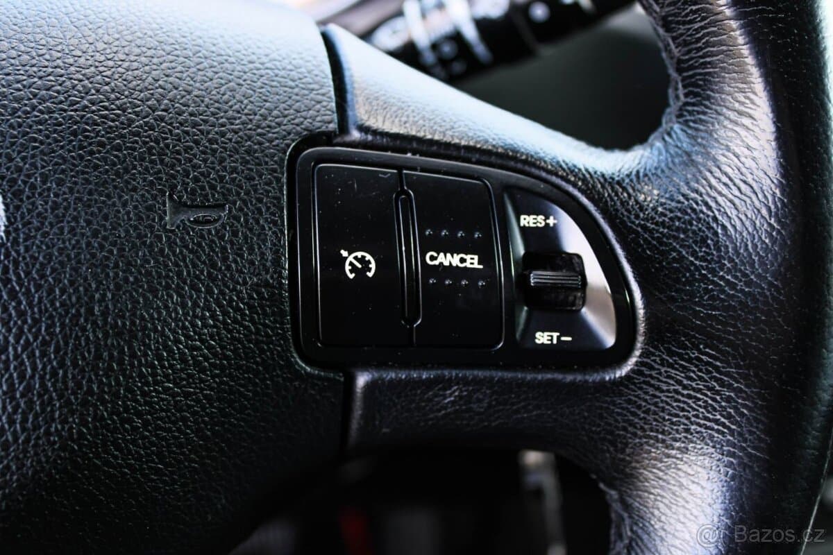 2016 Kia SPORTAGE - 11