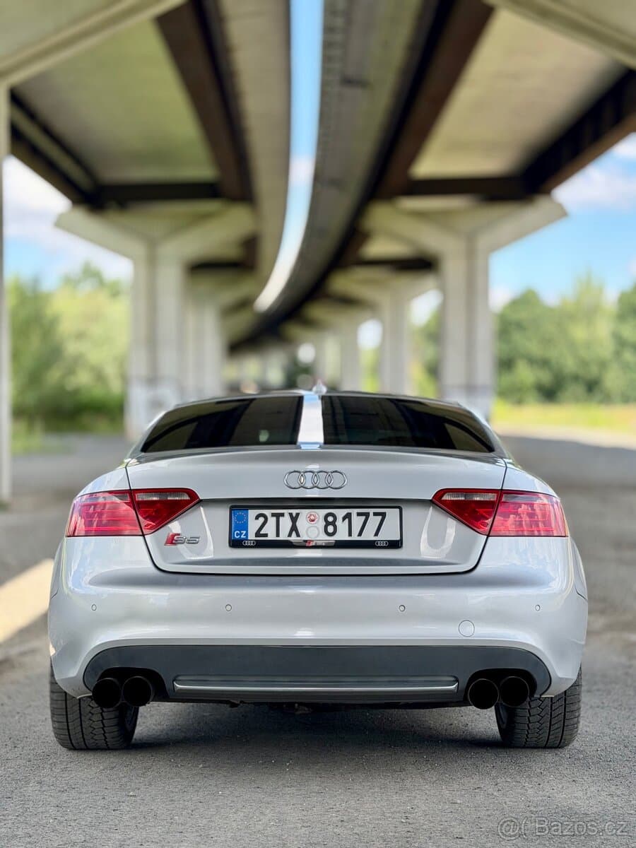 2007 Audi S5 - 11