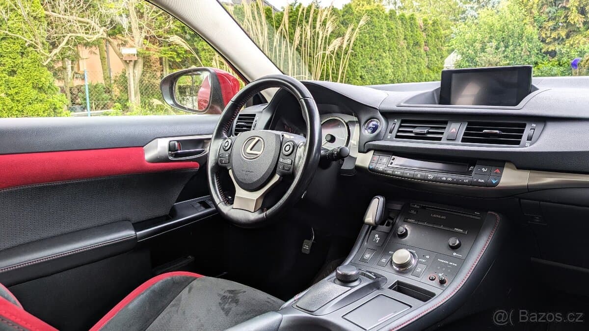 2019 Lexus CT - 11