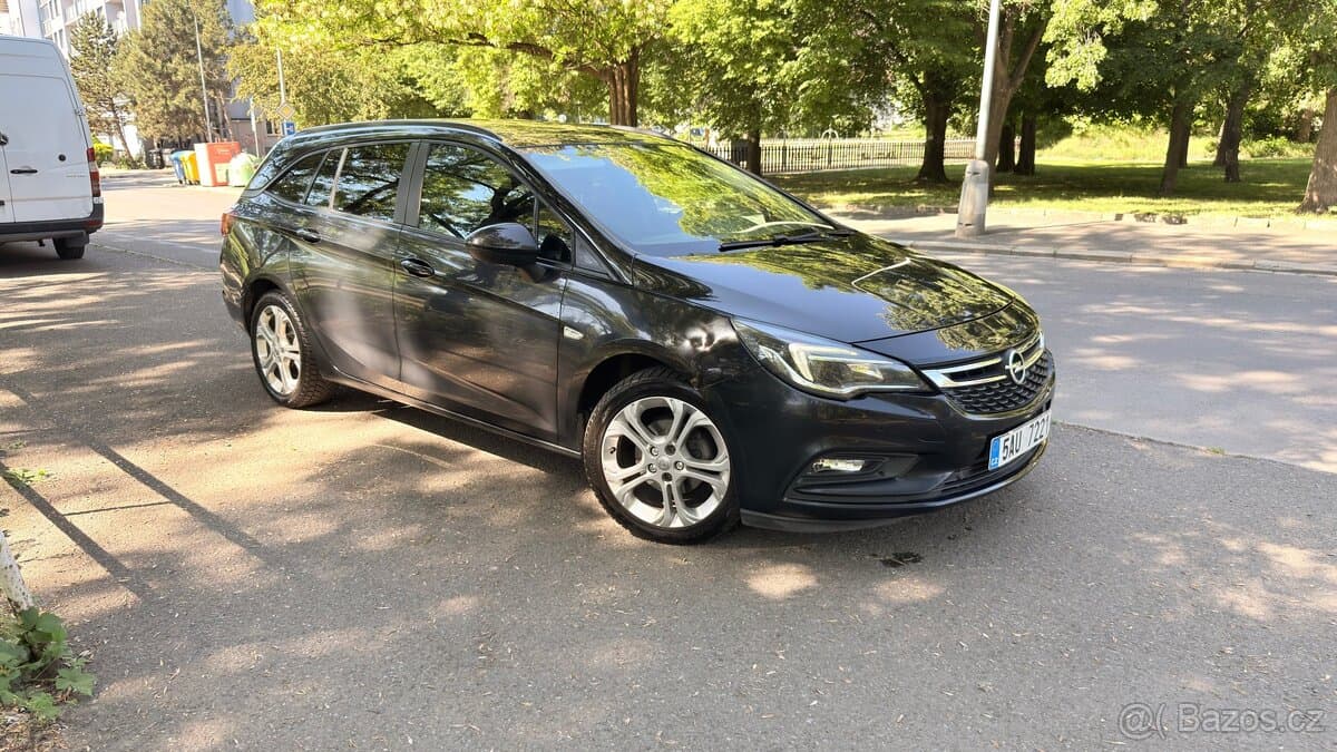 2016 Opel ASTRA - 11