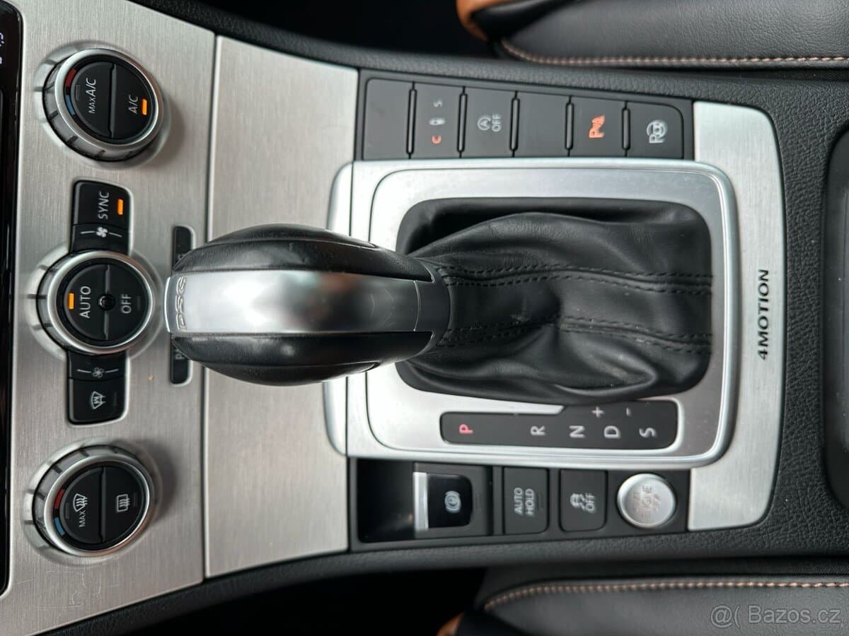 2014 Volkswagen PASSAT - 11