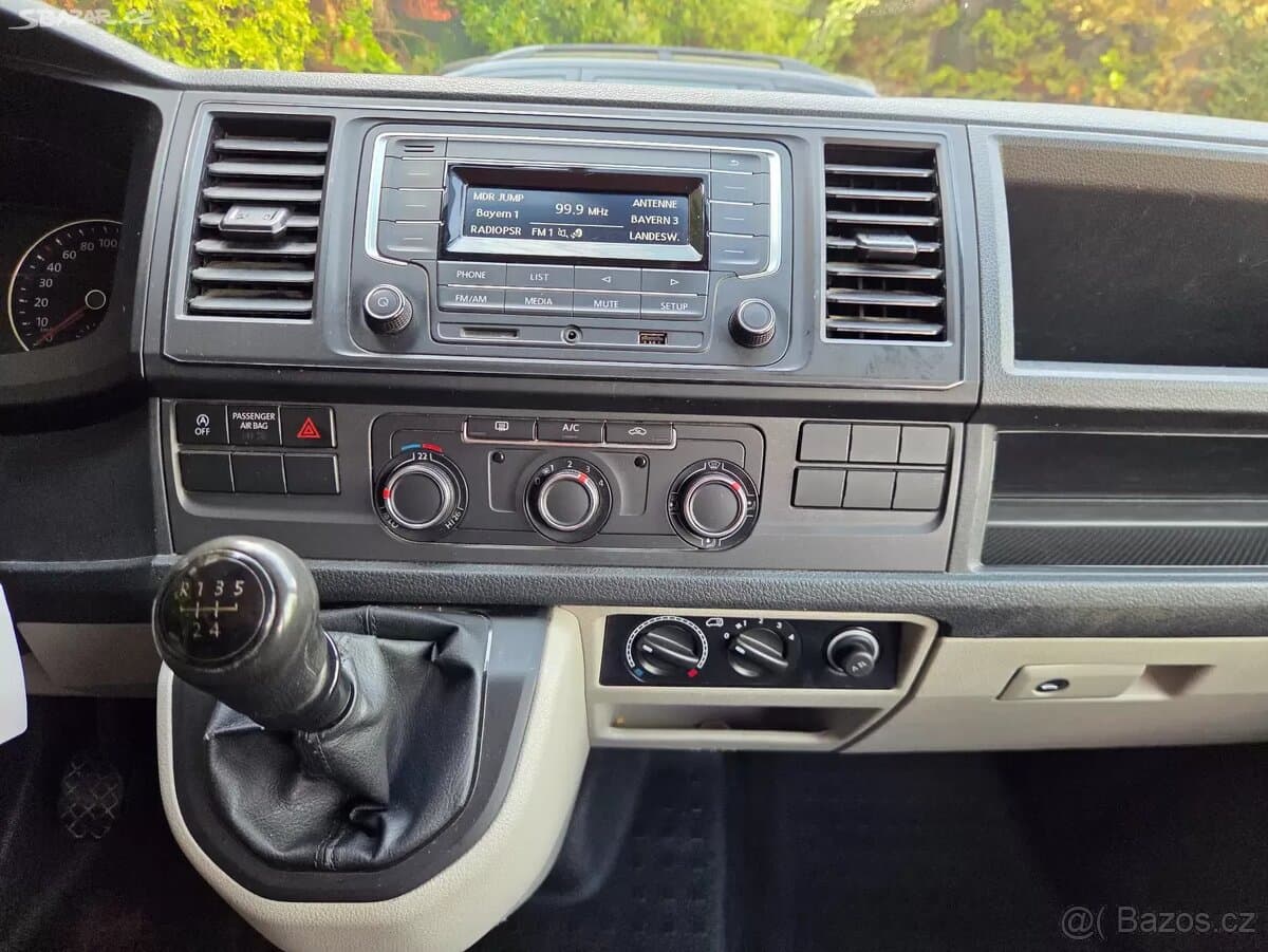 2017 Volkswagen TRANSPORTER - 11