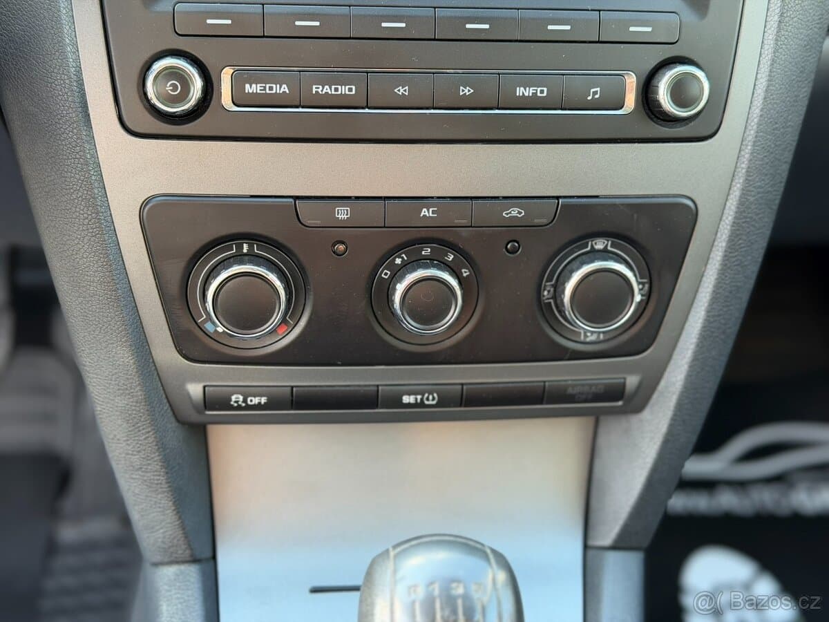 2012 Škoda OCTAVIA - 11
