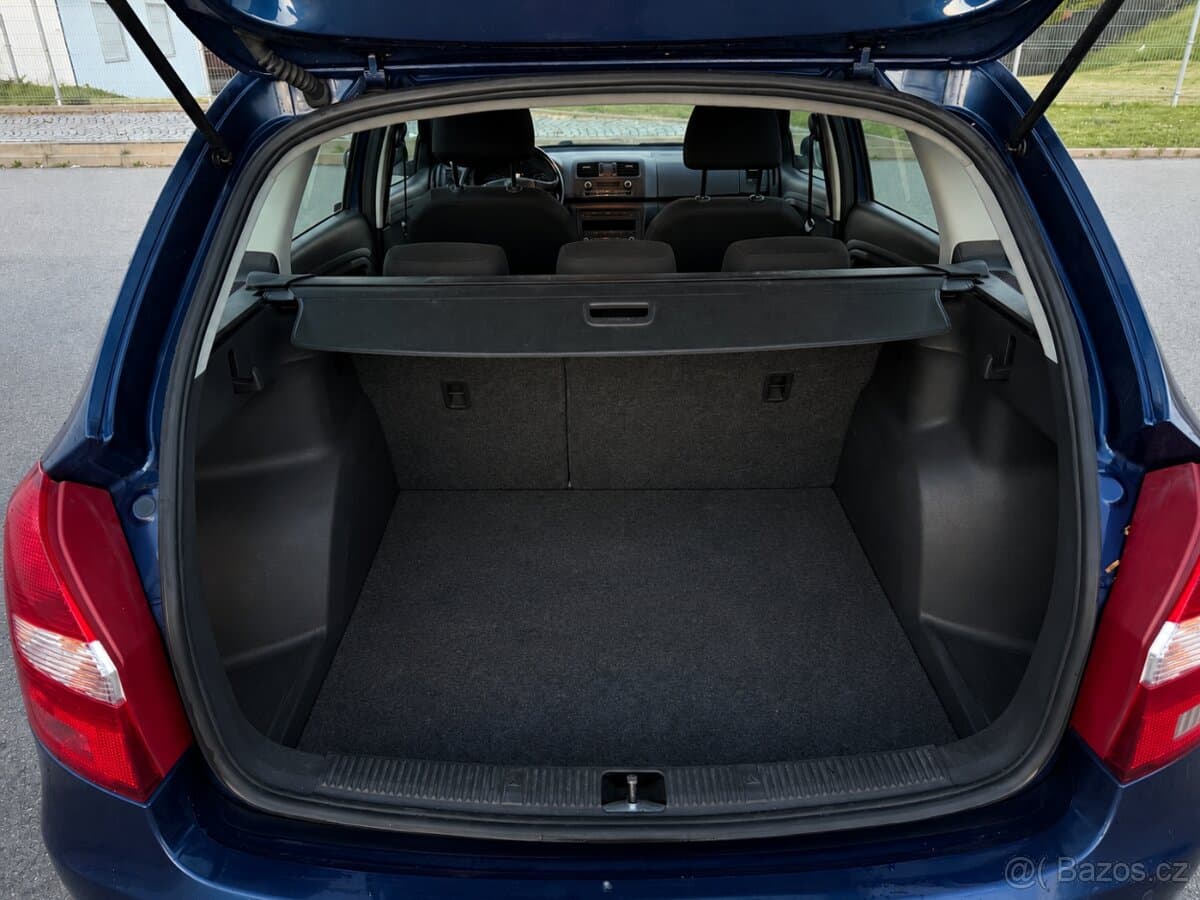 2011 Škoda FABIA - 11