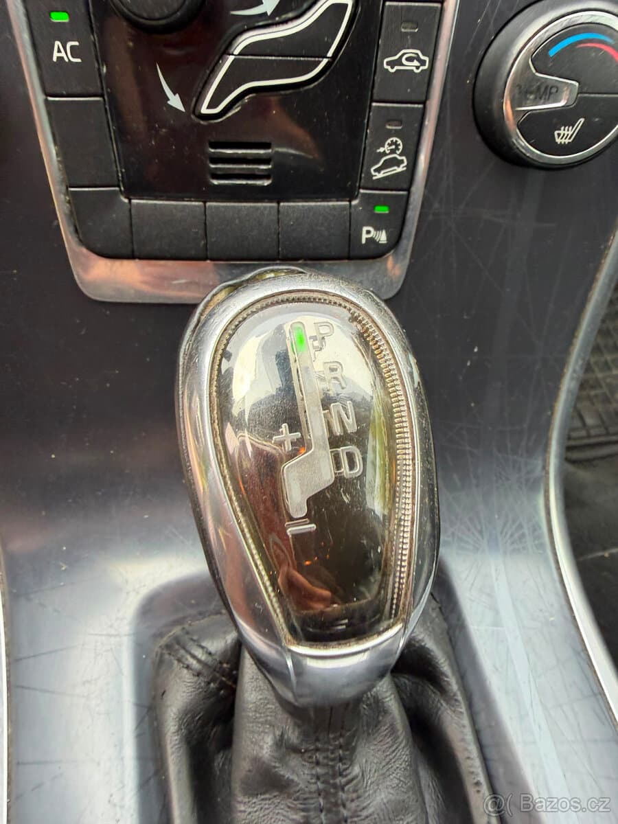 2014 Volvo XC60 - 11