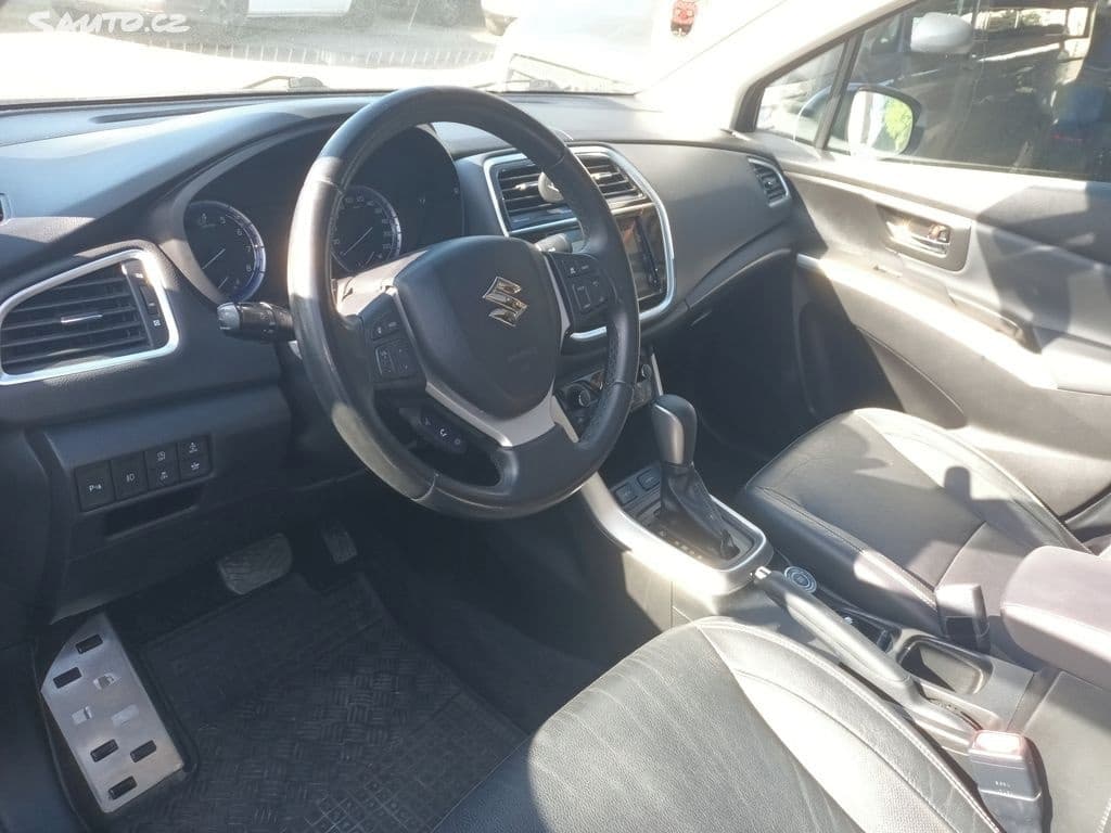 2016 Suzuki S-CROSS - 11
