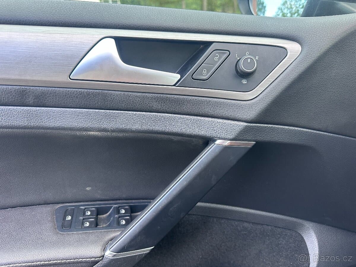 2016 Volkswagen GOLF - 11