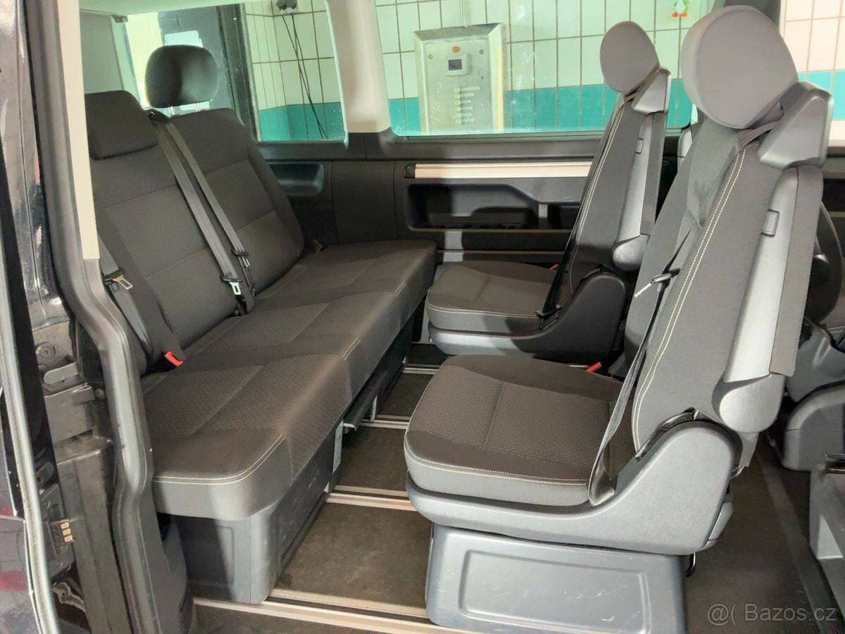 2017 Volkswagen MULTIVAN - 11
