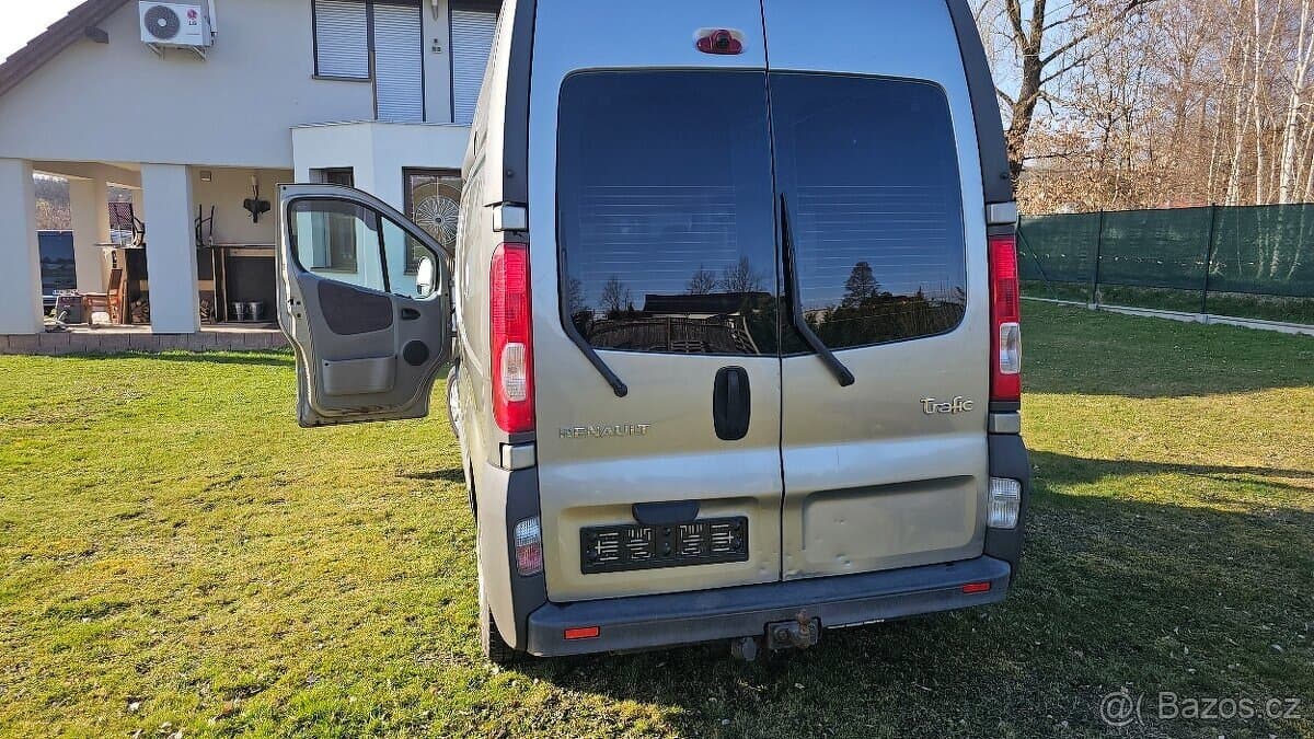 2008 Renault TRAFIC - 11