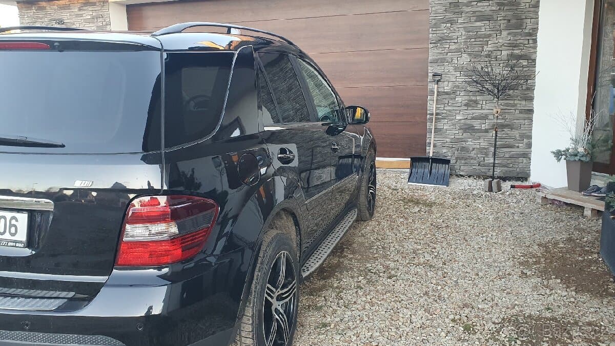 2006 Mercedes-Benz M-CLASS - 11