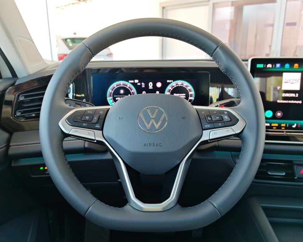 2025 Volkswagen TIGUAN - 11