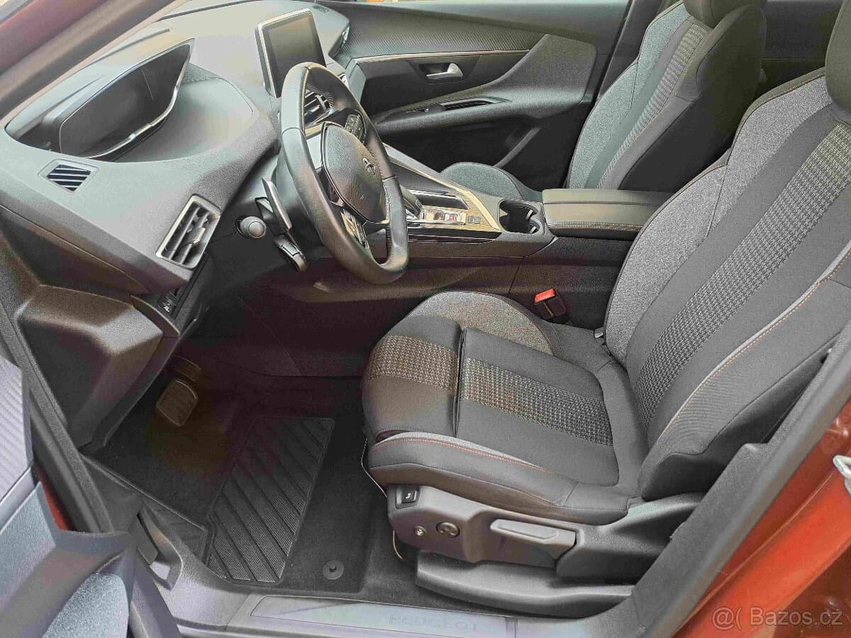 2020 Peugeot 3008 - 11