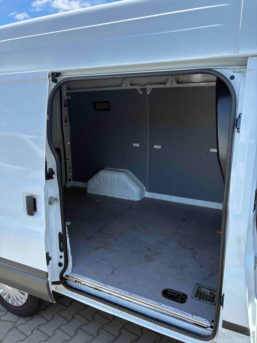 2013 Ford TRANSIT - 11