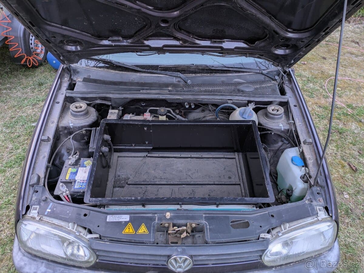 Volkswagen GOLF - 11