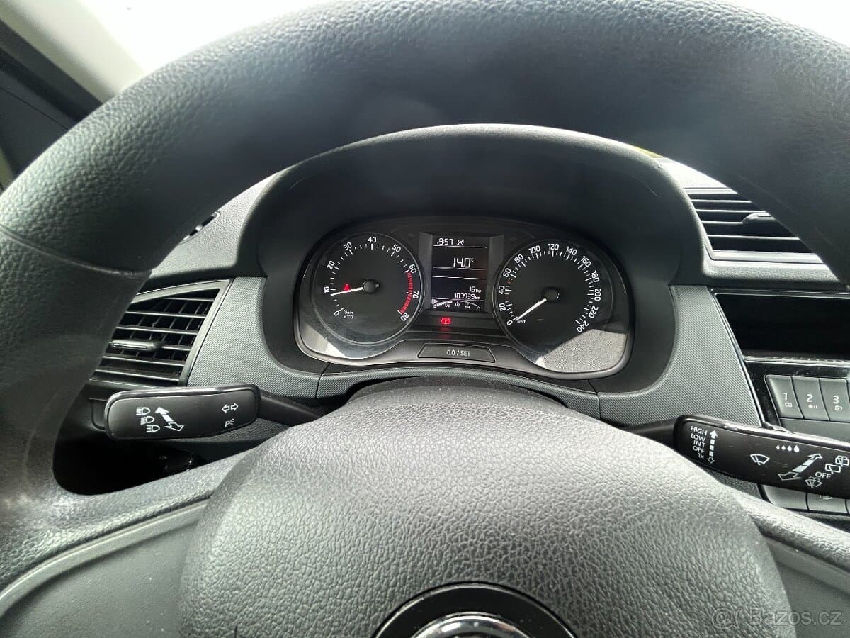 2016 Škoda FABIA - 11