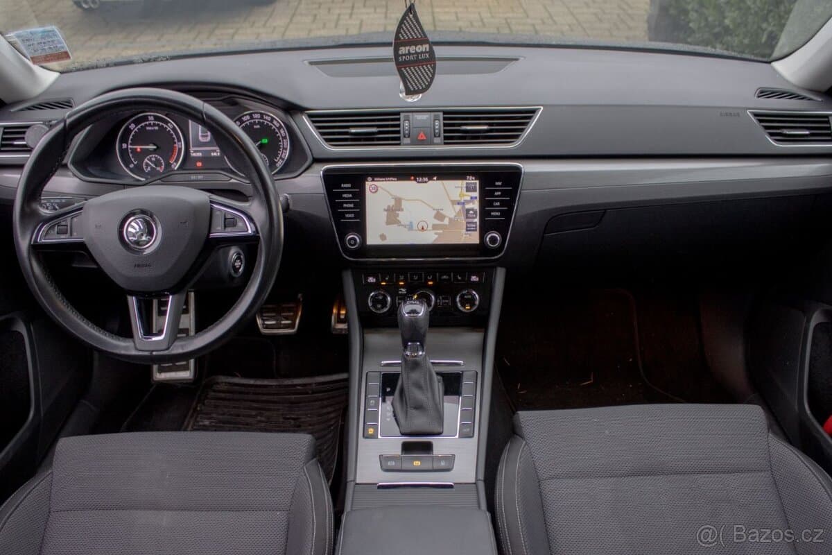 Škoda SUPERB - 11