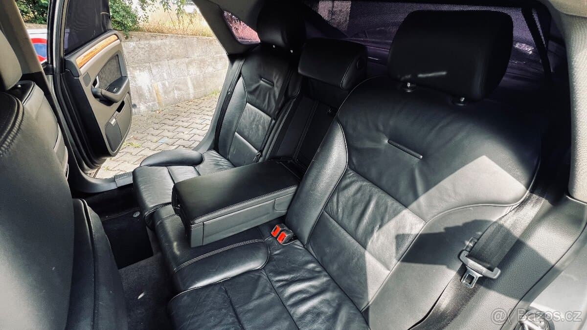 2004 Audi A8 - 11