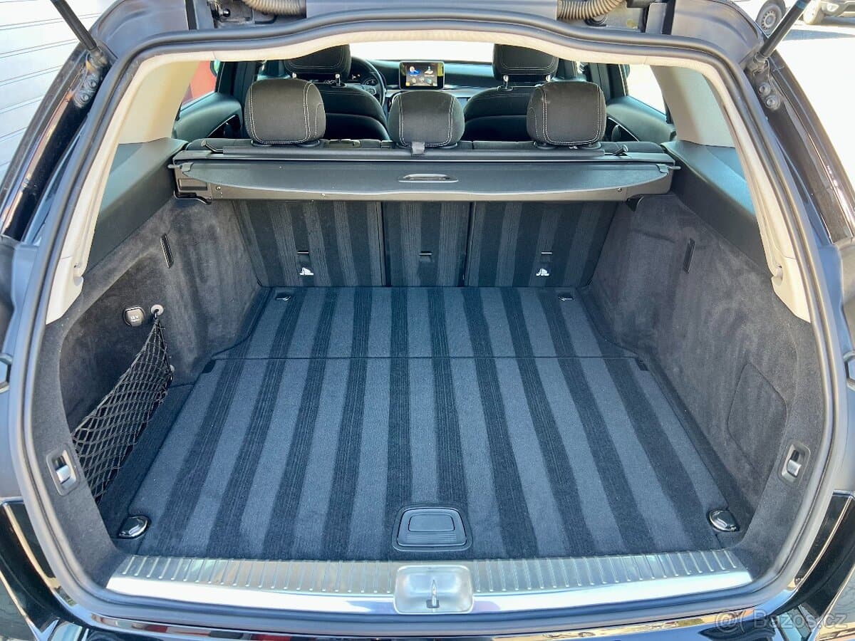2015 Mercedes-Benz C-CLASS - 11