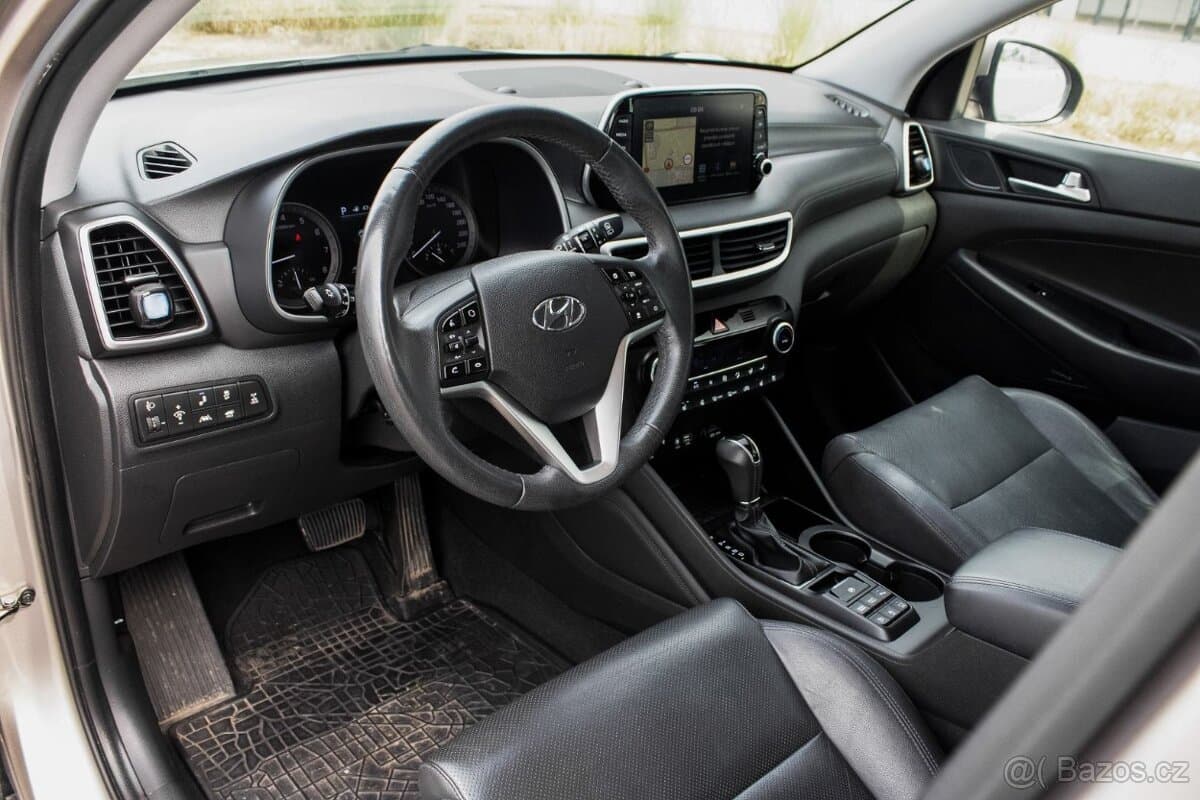 2019 Hyundai TUCSON - 11