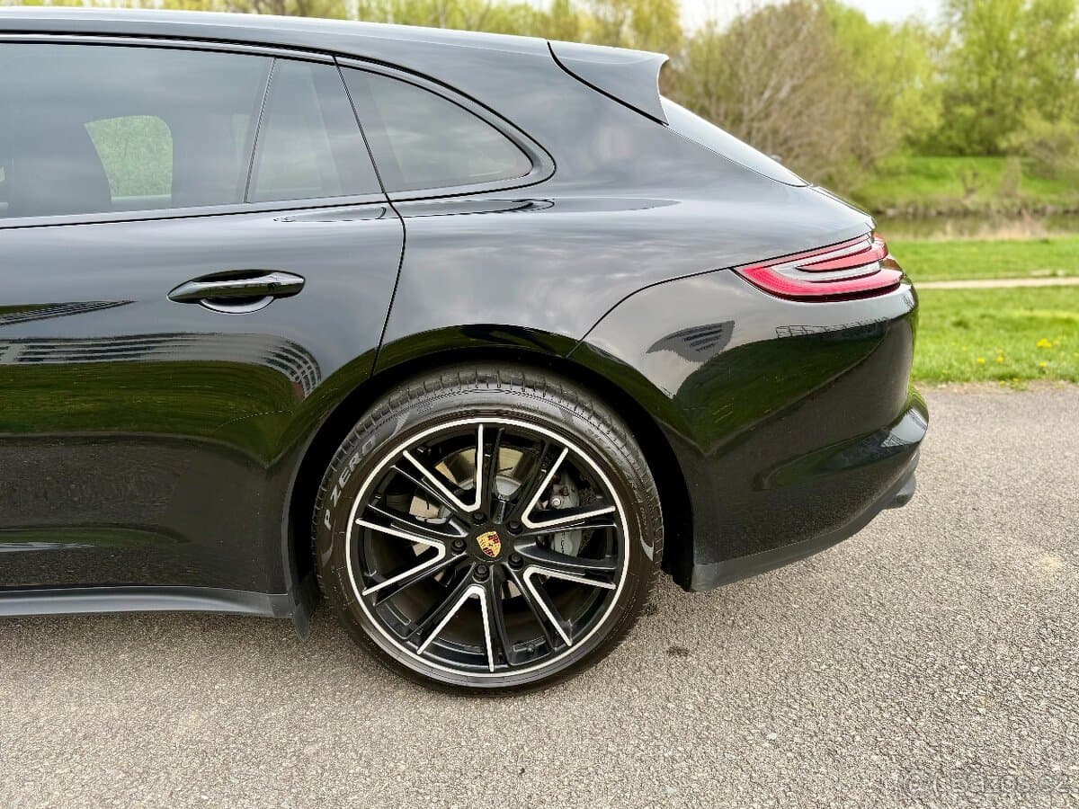 2018 Porsche PANAMERA - 11