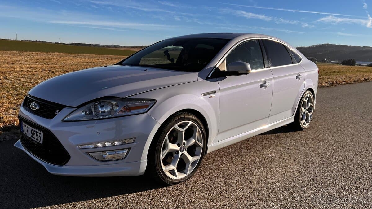2011 Ford MONDEO - 11
