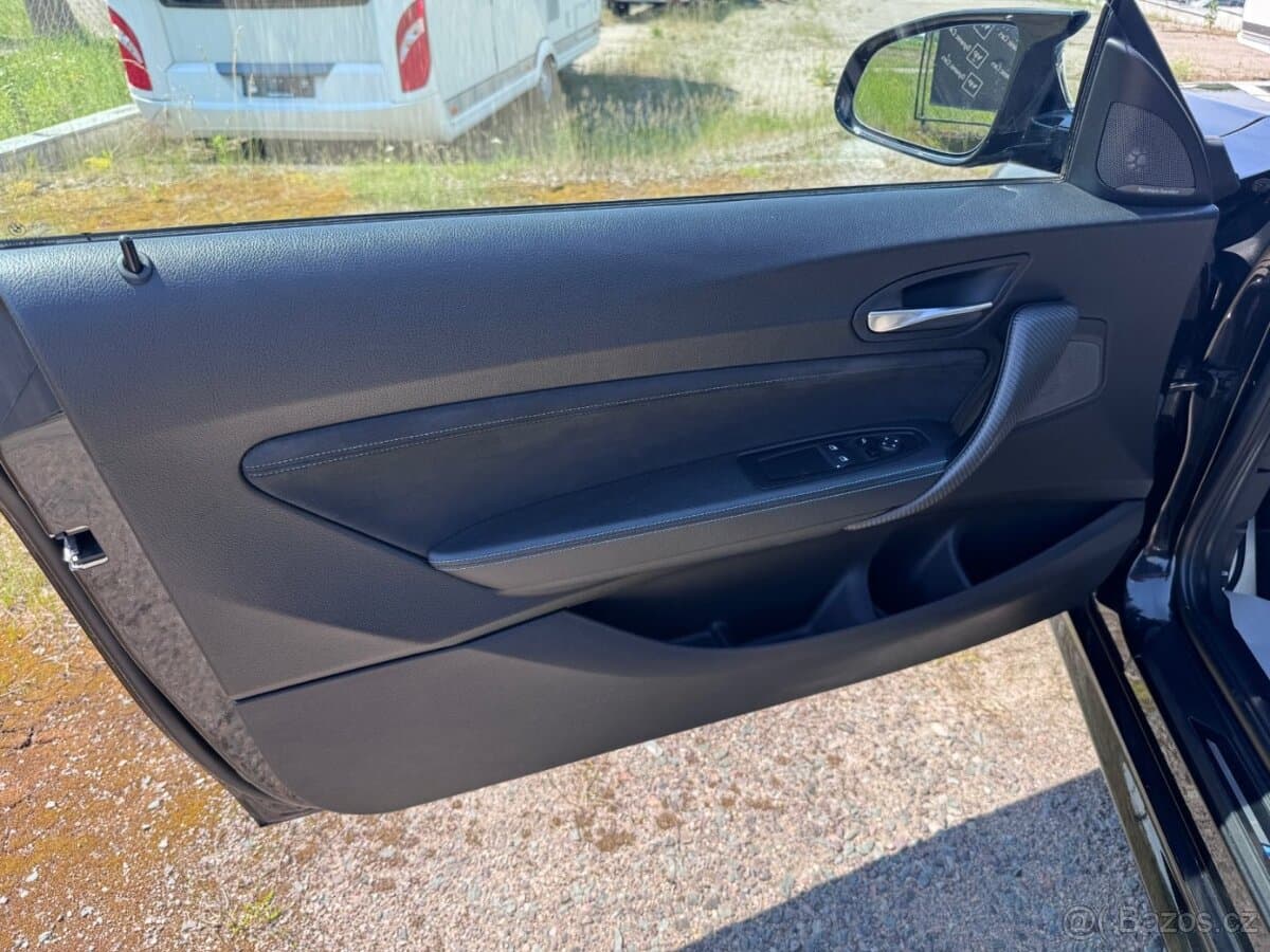2019 BMW M2 - 11