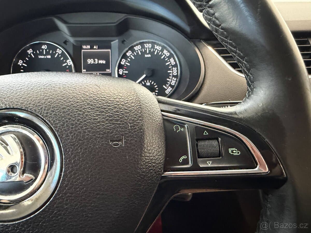 2015 Škoda OCTAVIA - 11