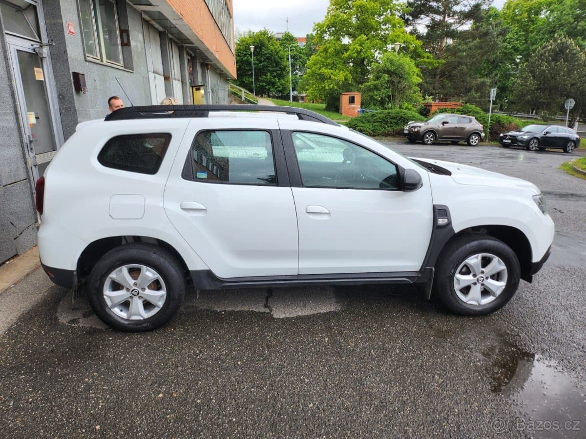 2021 Dacia DUSTER - 11