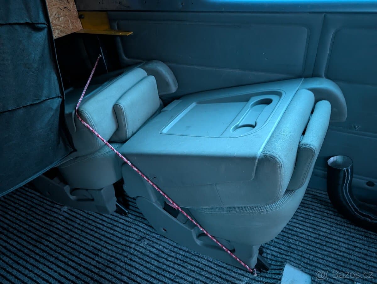2007 Ford TRANSIT - 11
