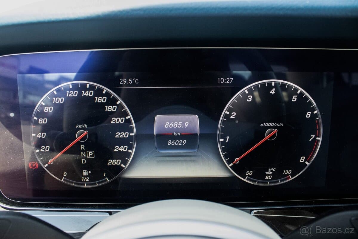 2019 Mercedes-Benz OSTATNÍ - 11