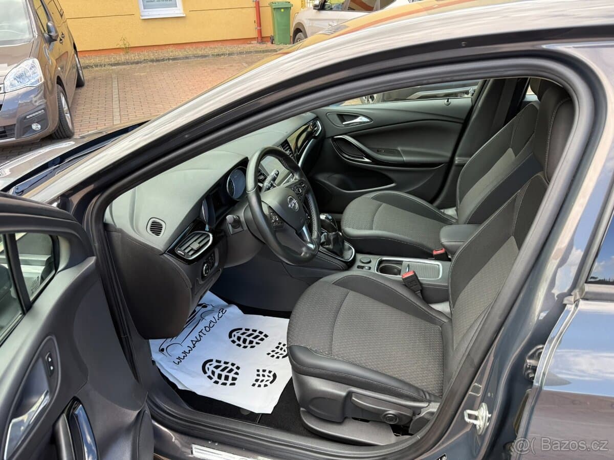 2016 Opel ASTRA - 11
