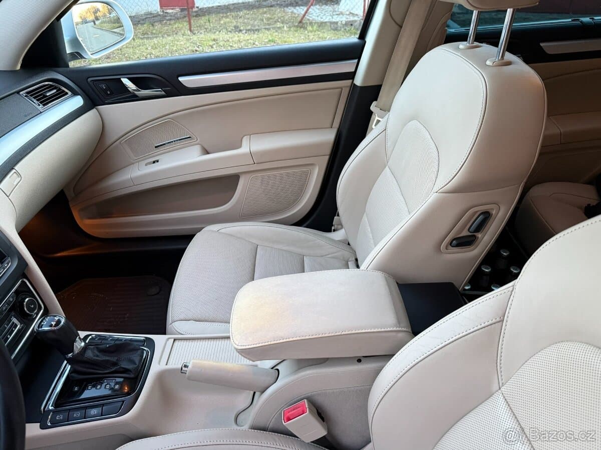 2014 Škoda SUPERB - 11